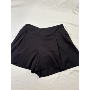 Yogalicious Lux Meredith Pleated Shorts Size M